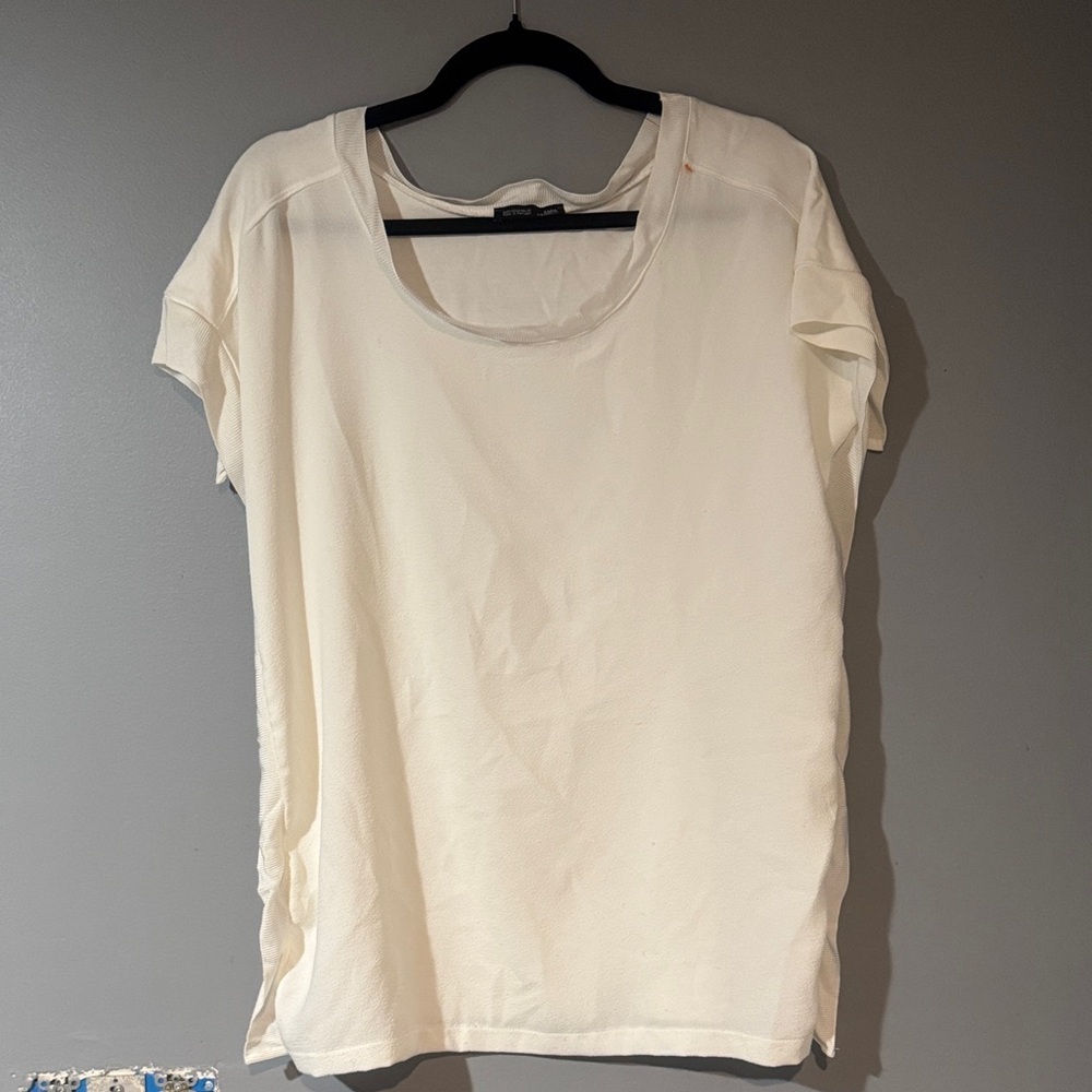 Zara Women's Off-White Short‎ Sleeve Top